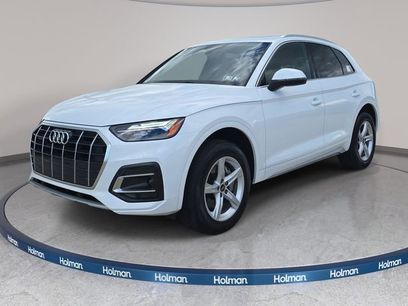 Used 2024 Audi Q5 Premium w/ Convenience Package
