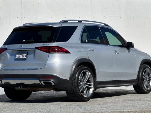 Used 2020 Mercedes-Benz GLE 350 4MATIC image 4