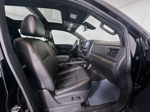 Used 2021 Nissan Titan PRO-4X w/ Pro-4x Convenience Package image 29