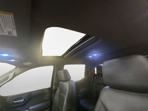 Certified 2021 Chevrolet Silverado 1500 LT Trail Boss w/ Convenience Package II image 23