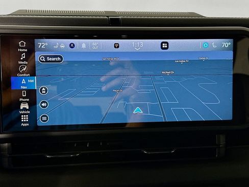 Used 2024 Jeep Wrangler Unlimited Sahara w/ Technology Group image 13