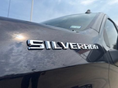 Used 2023 Chevrolet Silverado 1500 Custom AWD/4WD image 8