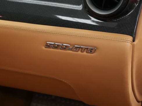 Used 2007 Ferrari 599 GTB Fiorano RWD image 32
