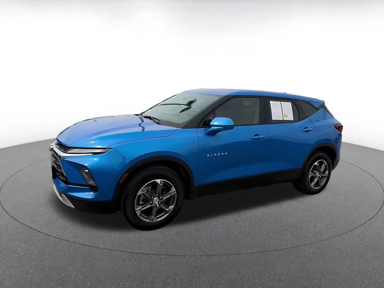 Used 2026 Chevrolet Blazer LT FWD image 7