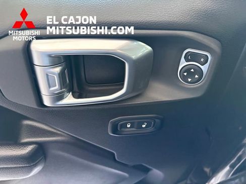 Used 2023 Jeep Wrangler Unlimited w/ Cold Weather Group AWD/4WD image 10