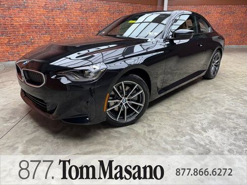 Used 2025 BMW 230i xDrive 230i xDrive w/ Premium Package image 1