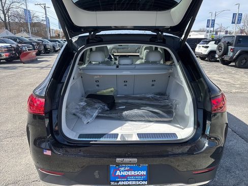 Used 2024 Mercedes-Benz EQE 350+ 4MATIC SUV image 17