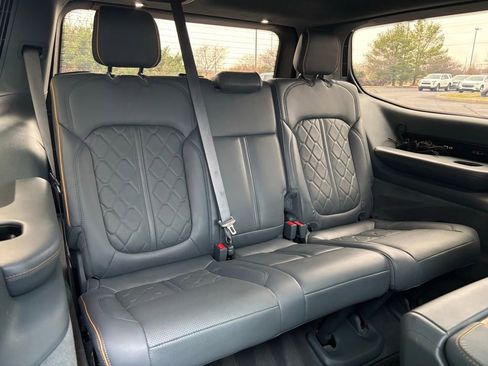 Used 2022 Jeep Grand Wagoneer Series III w/ Rear Seat Video Group 1 image 23