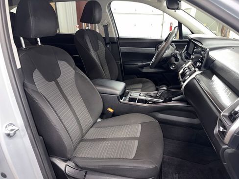Used 2021 Kia Sorento LX image 21