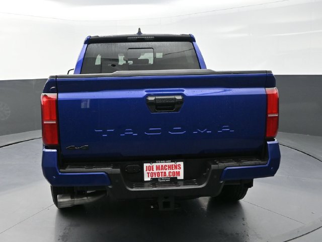 Used 2025 Toyota Tacoma SR5 w/ SR5 Upgrade Package AWD/4WD image 7