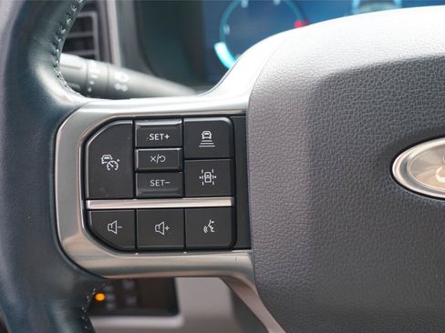 Used 2024 Ford F450 Limited w/ FX4 Off-Road Package AWD/4WD image 17