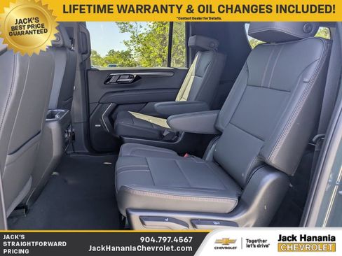 New 2026 Chevrolet Suburban RST w/ Comfort Package AWD/4WD image 12