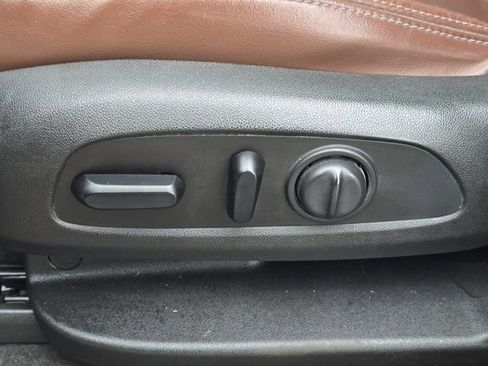 Used 2018 Buick Enclave Avenir w/ Avenir Technology Package image 13