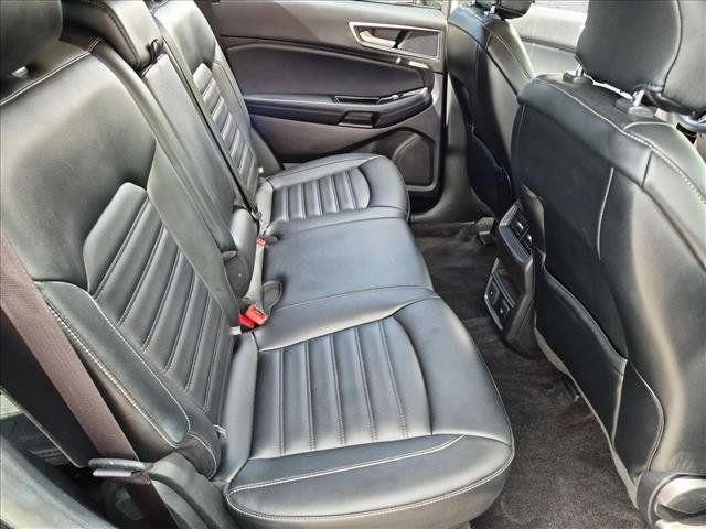 Certified 2019 Ford Edge SEL w/ Equipment Group 201A FWD image 19