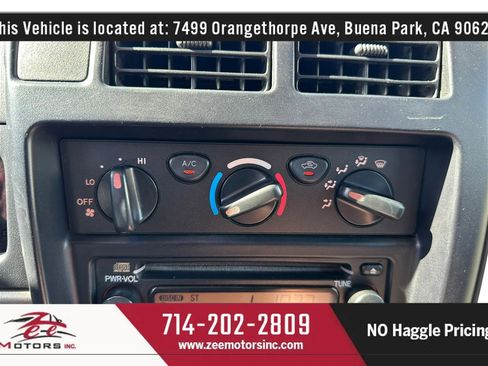 Used 2004 Toyota Tacoma PreRunner RWD image 35