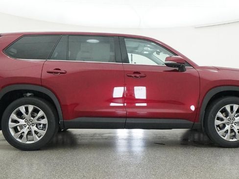 New 2026 Toyota Grand Highlander Limited image 27
