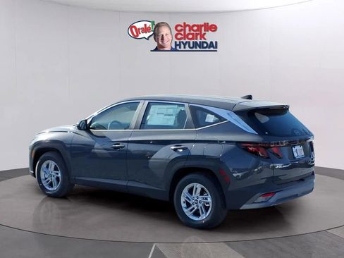 New 2026 Hyundai Tucson SE FWD image 3
