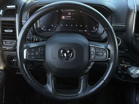 Used 2024 RAM 1500 Limited AWD/4WD image 16