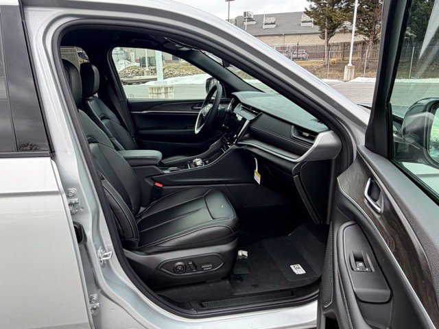 New 2026 Jeep Grand Cherokee Limited AWD/4WD image 29