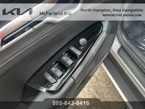 Used 2023 Kia Sportage X-Line AWD/4WD image 12