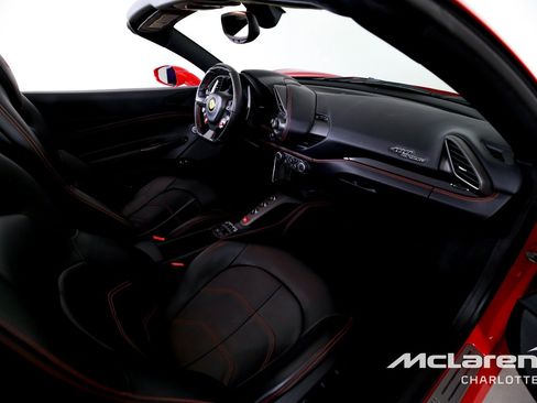 Used 2019 Ferrari 488 Spider RWD image 19