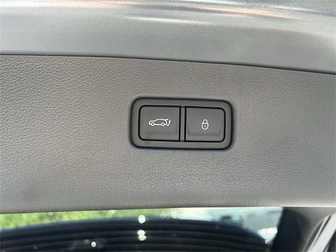 New 2025 Genesis GV80 3.5T Prestige image 18