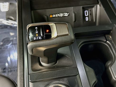 Used 2024 GMC Hummer EV 2X w/ LPO, Illumination Package AWD/4WD image 19