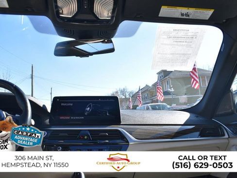 Used 2022 BMW 540i w/ Premium Package image 29