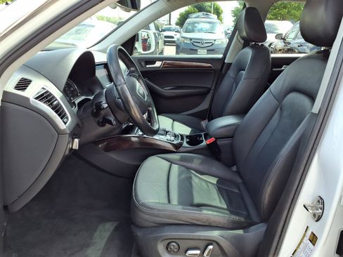 Used 2015 Audi Q5 2.0T Premium Plus w/ Technology Package AWD/4WD image 17