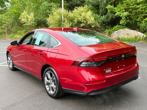 Used 2024 Honda Accord EX image 3