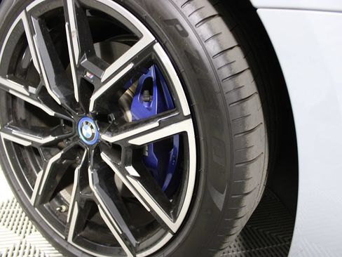 Used 2023 BMW i4 eDrive40 w/ M Sport Package RWD image 4