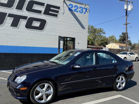 Used 2006 Mercedes-Benz C 230 Sedan image 20