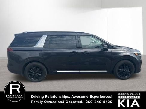 Used 2024 Kia Carnival SX image 6