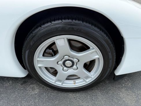 Used 1998 Chevrolet Corvette Coupe RWD image 14