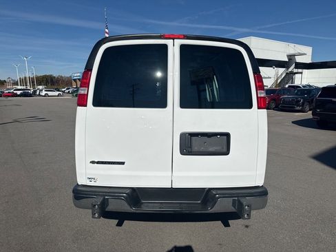 Used 2023 Chevrolet Express 2500 w/ Driver Convenience Package RWD image 4