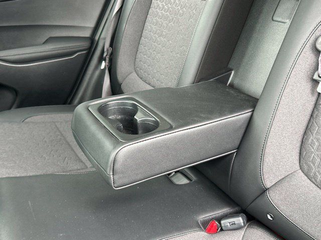 Used 2025 Kia Seltos S AWD/4WD image 38