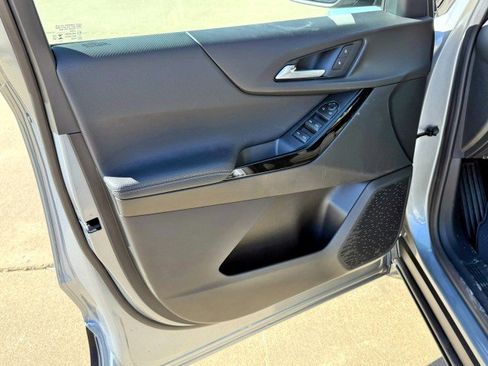 New 2026 Chevrolet Equinox LT image 12