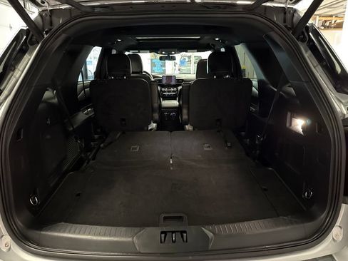 Used 2023 Ford Explorer ST-Line w/ Class IV Trailer Tow Package AWD/4WD image 31