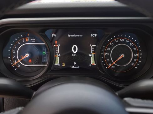 Used 2026 Jeep Gladiator Rubicon AWD/4WD image 6