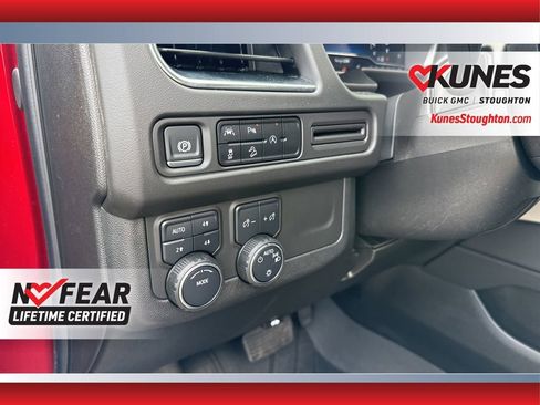 Used 2024 Chevrolet Tahoe Z71 image 21