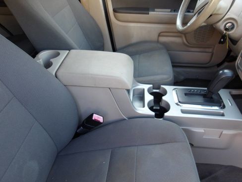 Used 2009 Ford Escape XLT AWD/4WD image 20