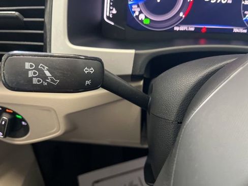 Certified 2022 Volkswagen Atlas SE image 16