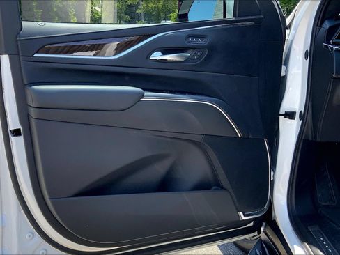 Used 2024 Cadillac Escalade Sport Platinum AWD/4WD image 21