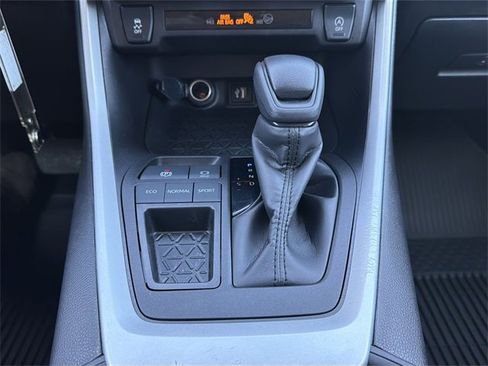 Used 2024 Toyota RAV4 LE image 20