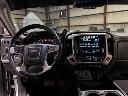 Used 2017 GMC Sierra 1500 SLT w/ SLT Premium Package image 29