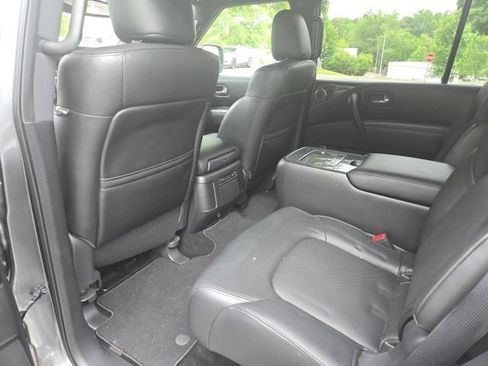 Certified 2023 Nissan Armada SL w/ Midnight Edition Package AWD/4WD image 16