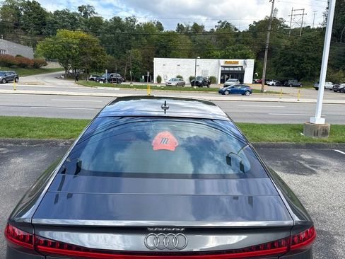 Used 2023 Audi S7 Premium Plus w/ Premium Plus Package AWD/4WD image 3