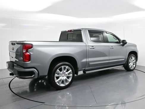 Used 2026 Chevrolet Silverado 1500 High Country AWD/4WD image 7
