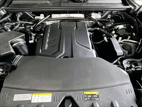 New 2025 Audi Q5 Premium Plus image 12