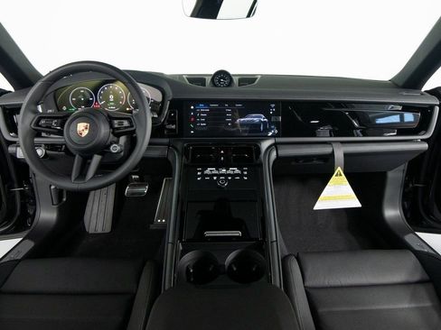 New 2026 Porsche Panamera 4 image 33